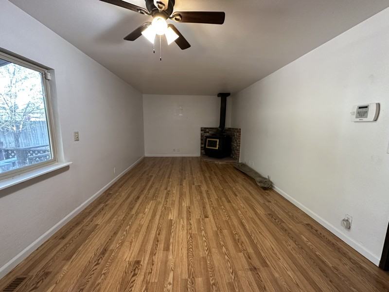 295 7th St - Photo 6 of 12