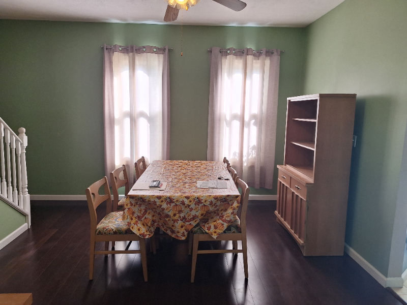 116 W 3rd St - Photo 3 of 11