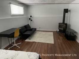 featured image of 98 Maple Dr