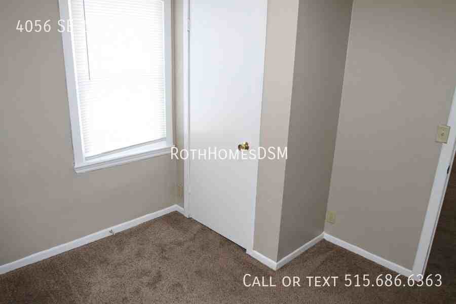 4056 Se 16th Ct - Photo 5 of 19