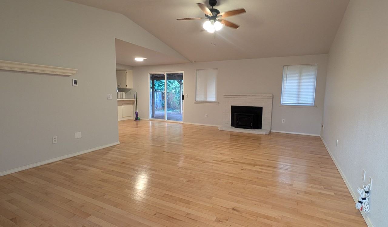 2024 106th Pl Sw - Photo 2 of 16
