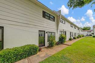 674 Hobbs Dr - Photo 1 of 1