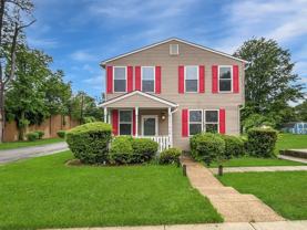 8905 Glenarden Pkwy - Photo 1 of 1