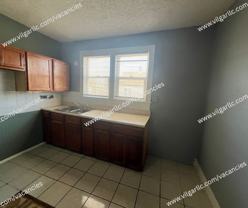 4002 Pulaski St - Photo 1 of 1