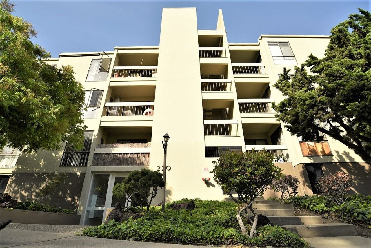 220 Perkins St. - Photo 2 of 2