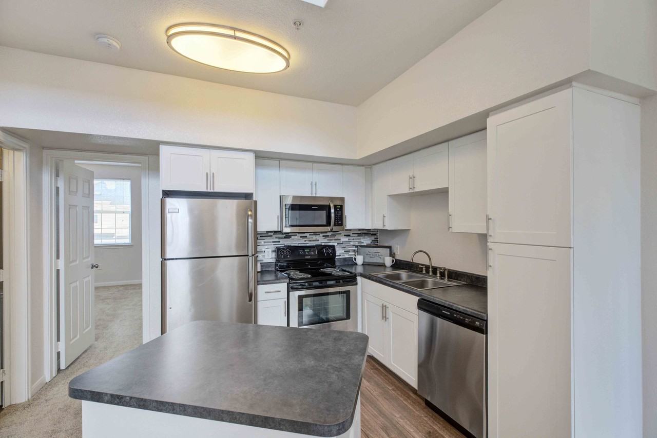 IMT Dayton Station - Photo 7 of 50