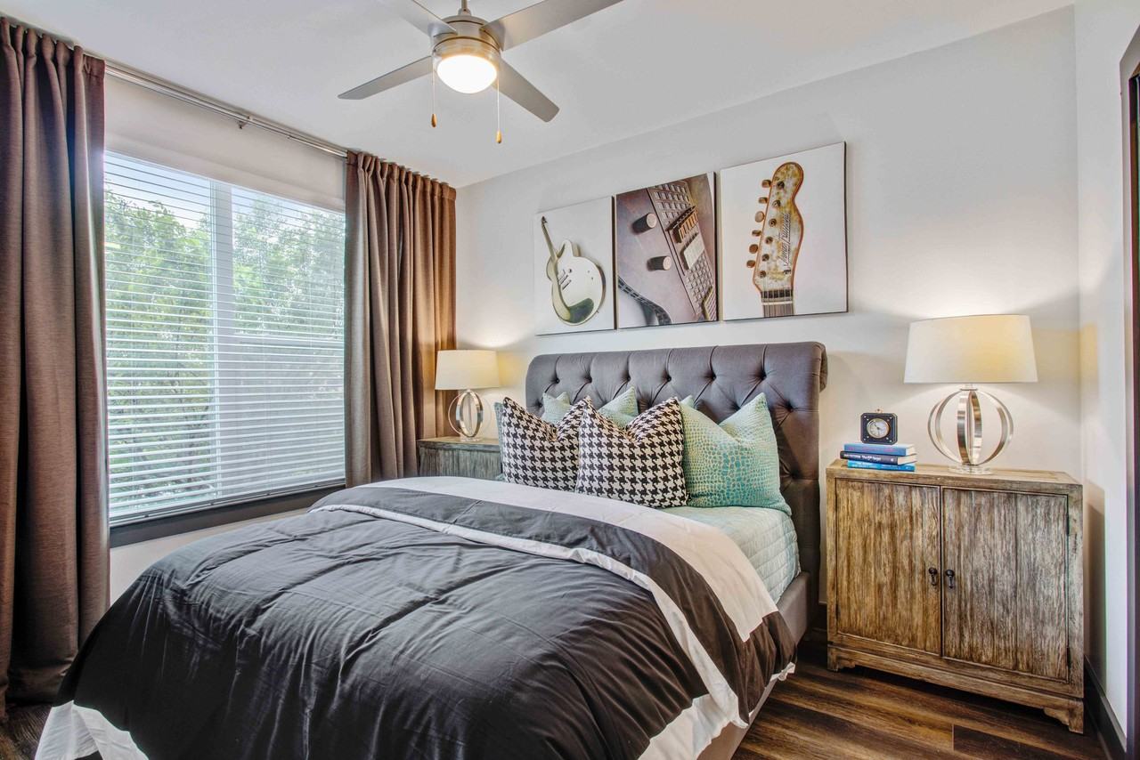 IMT Germantown - Photo 3 of 33