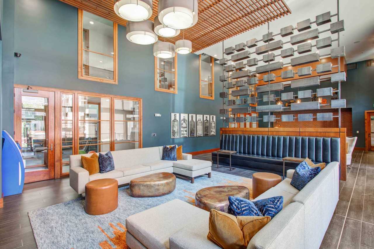 IMT Germantown - Photo 5 of 33