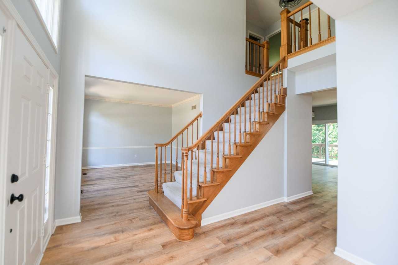 369 Tremont Ln - Photo 2 of 50