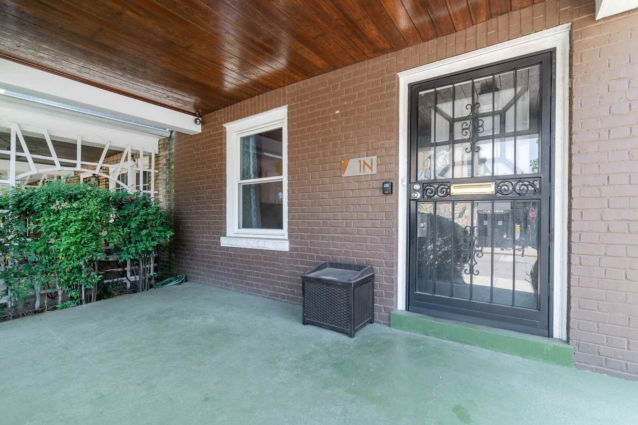 1 N Stafford Ave - Photo 3 of 34