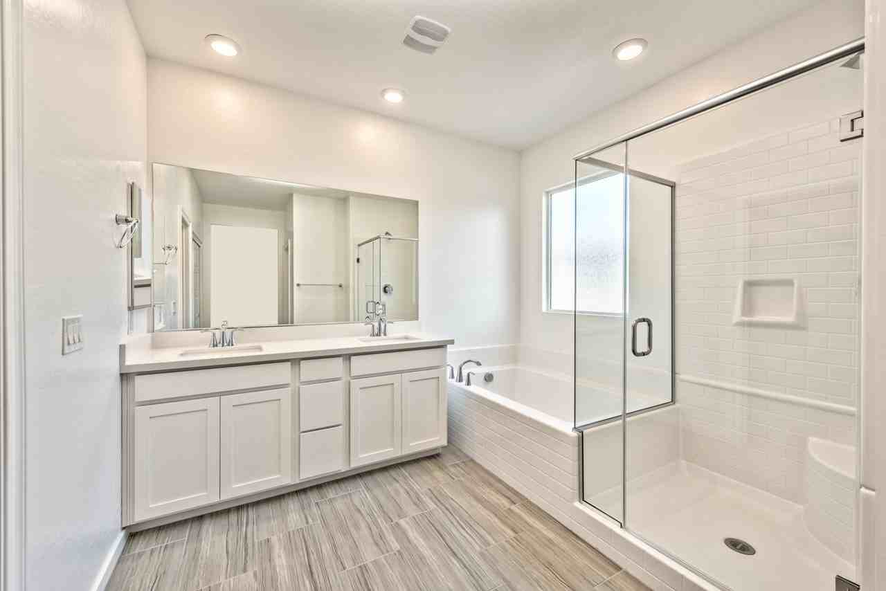 243 Polaris Ridge Ave - Photo 7 of 16