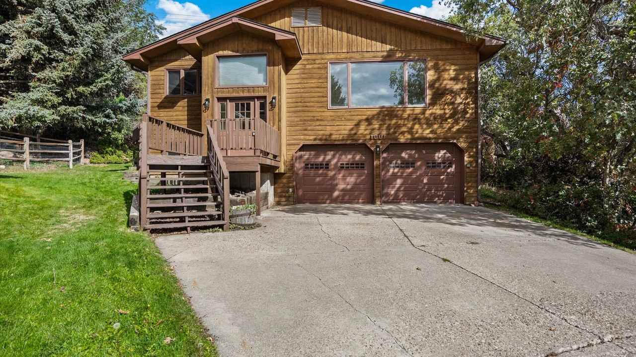 1001 Walz Avenue - Photo 2 of 28