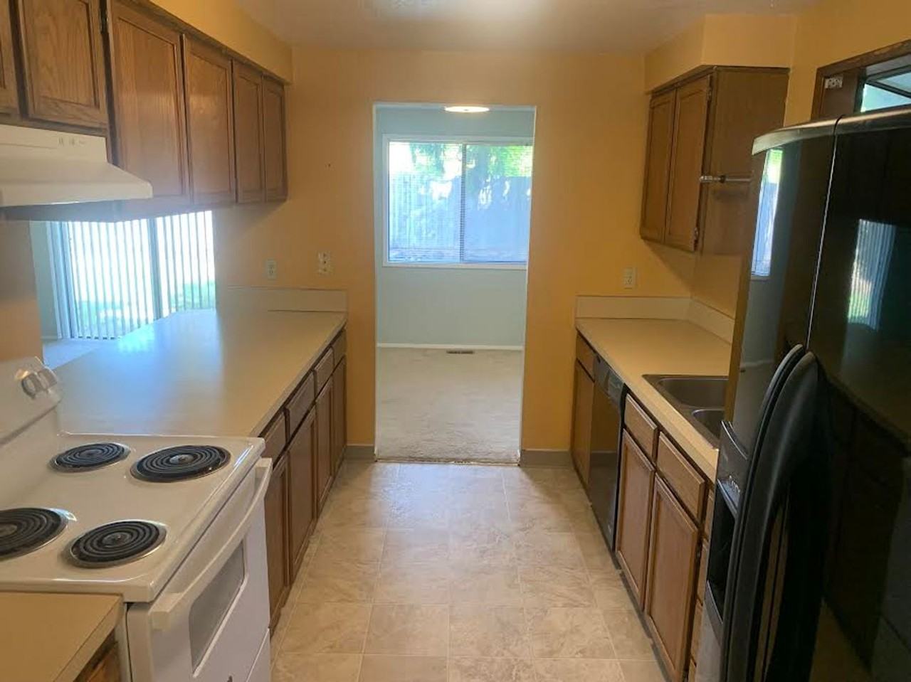 12875 Sw Conestoga Dr - Photo 3 of 17