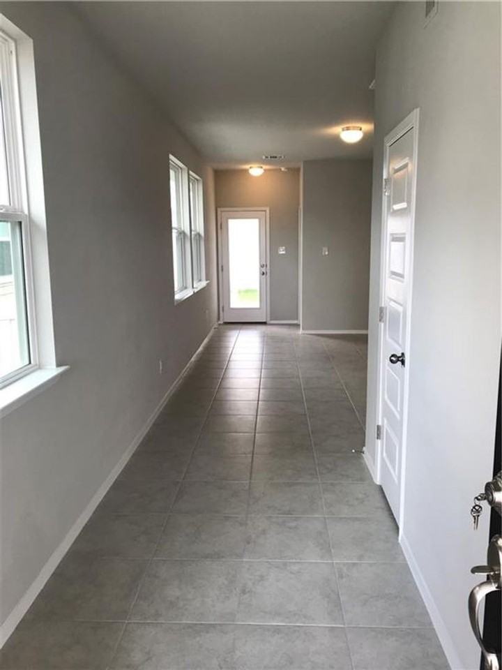 1353 Goforth Rd - Photo 4 of 23