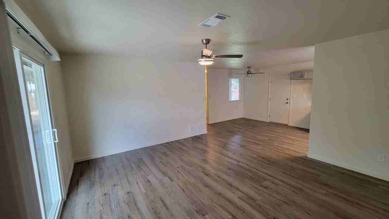 541 Arrowhead Ct - Photo 6 of 16