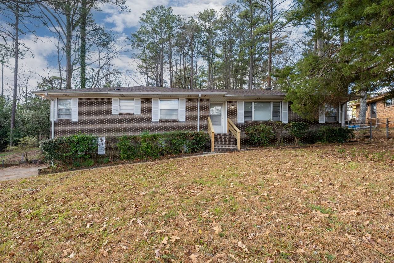 1216 Huffman Rd - Photo 2 of 23