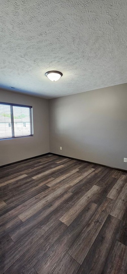810 Phoenix Ct #A - Photo 7 of 13