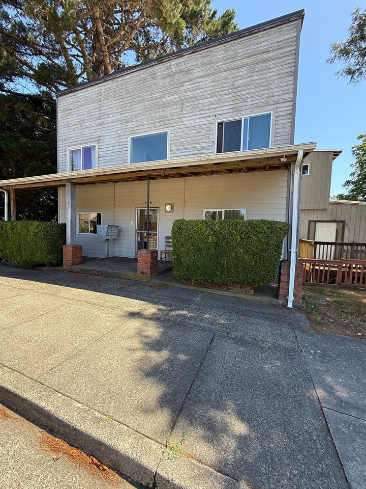 2439 Sherman - Photo 7 of 19