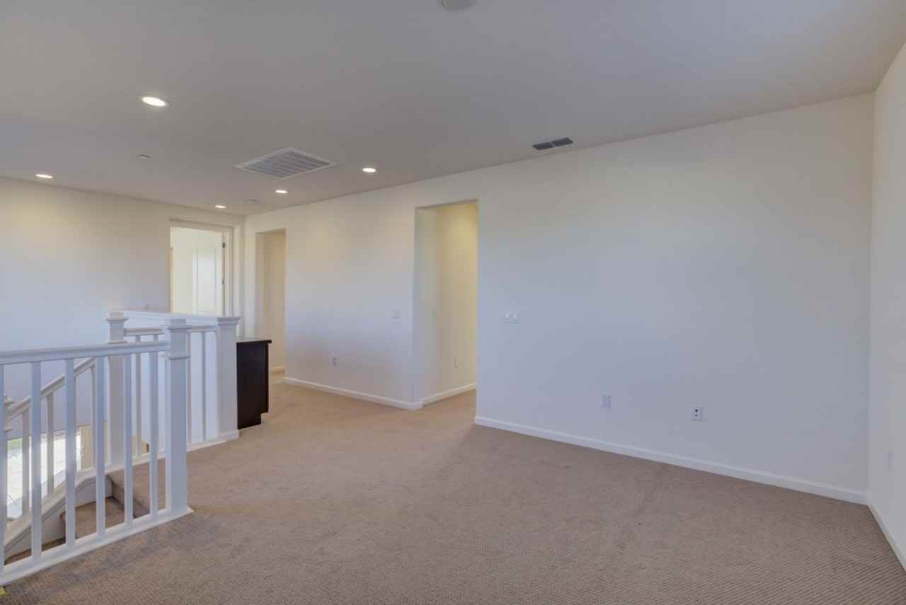 2432 Middlebury Dr - Photo 6 of 22