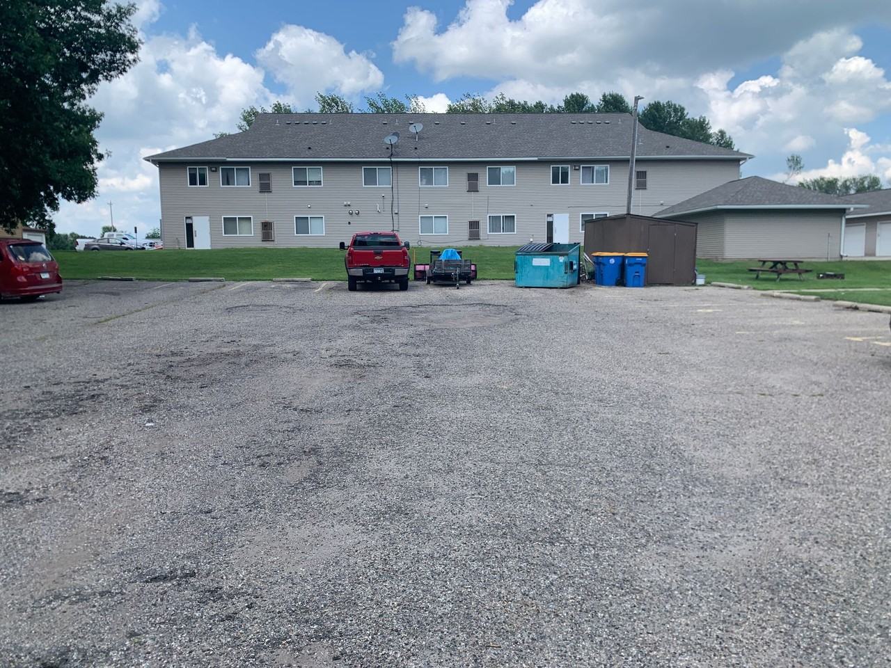 Ihde - Redden - 112 21st St NW, Owatonna - Photo 3 of 6