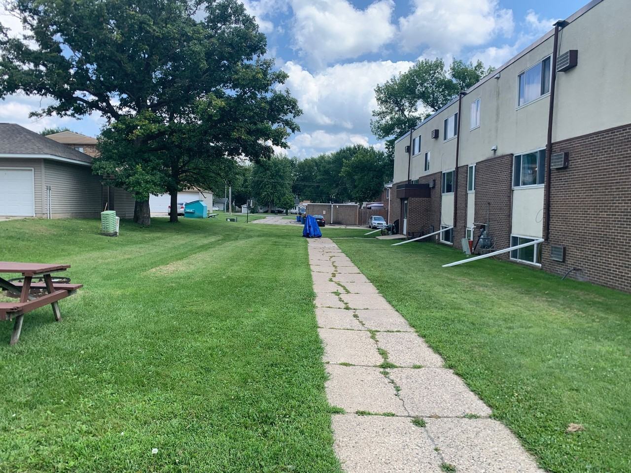 112 21st St Nw #2 - Photo 5 of 18