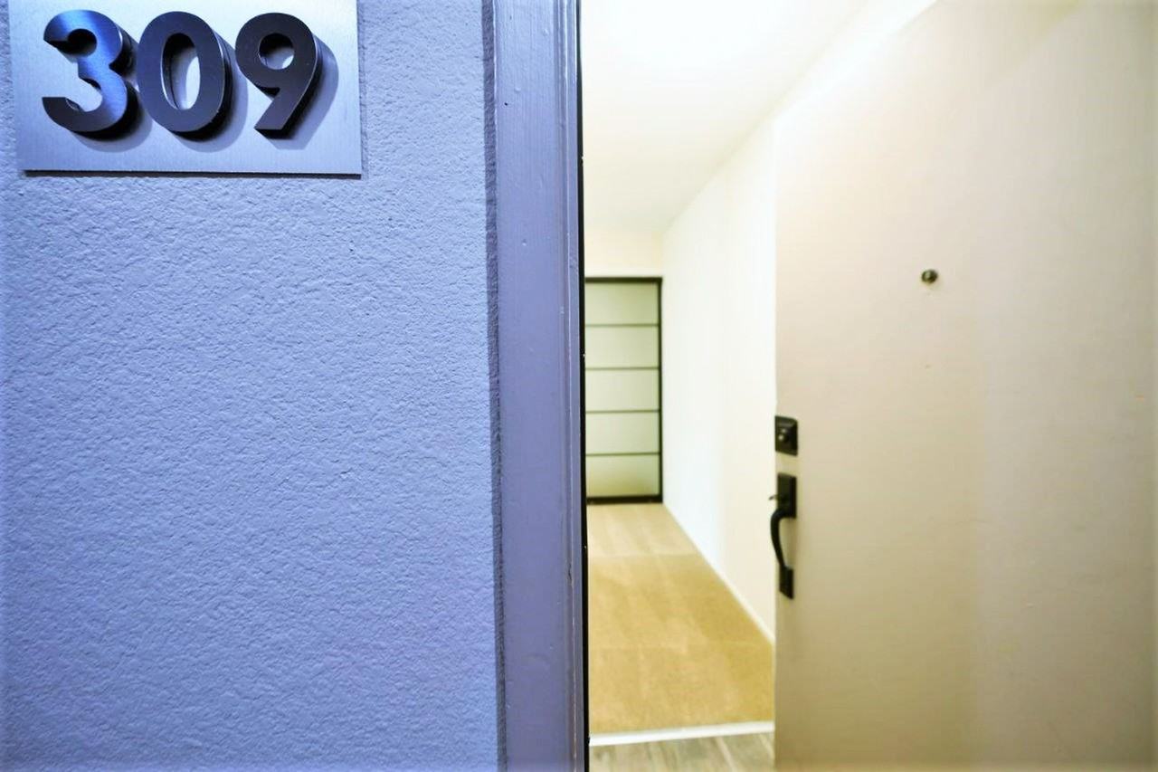95 Linda Apartments - Photo 2 of 35