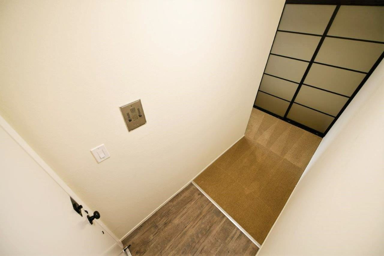 95 Linda Apartments - Photo 4 of 35