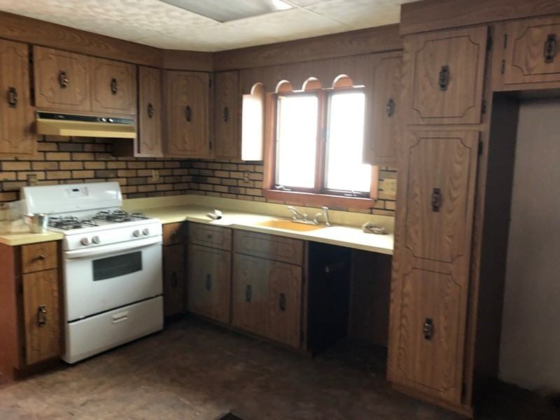 234 Clark Avenue - Photo 7 of 11