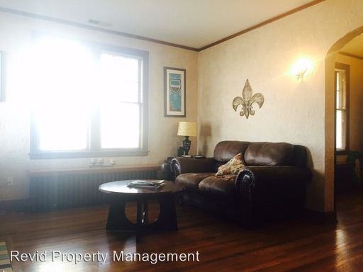 778 N McLean Blvd - Photo 2 of 13