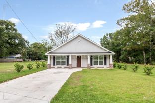 2820 Old Shell Rd - Photo 1 of 1