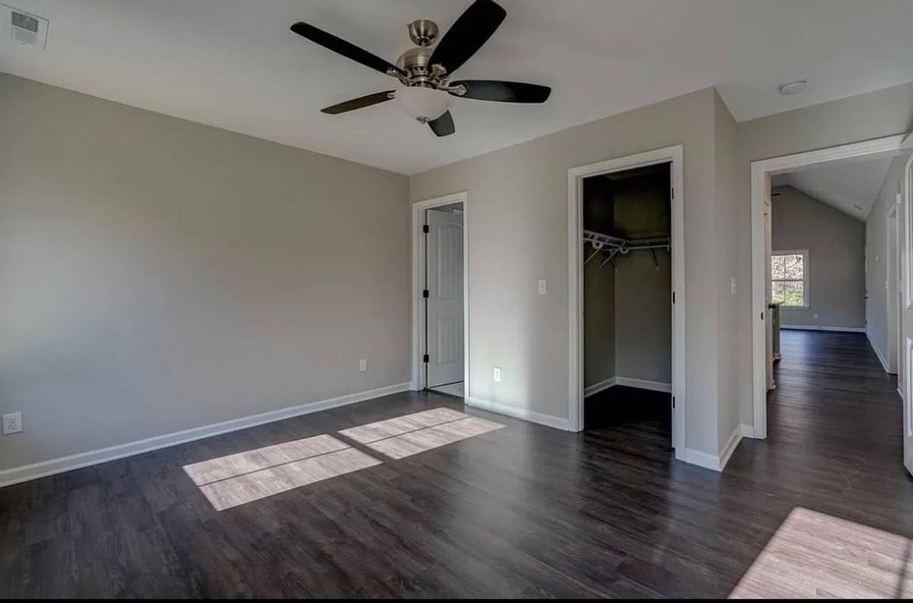 551 S Center St - Photo 5 of 12