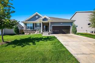 7822 S 184th Ave - Photo 1 of 1