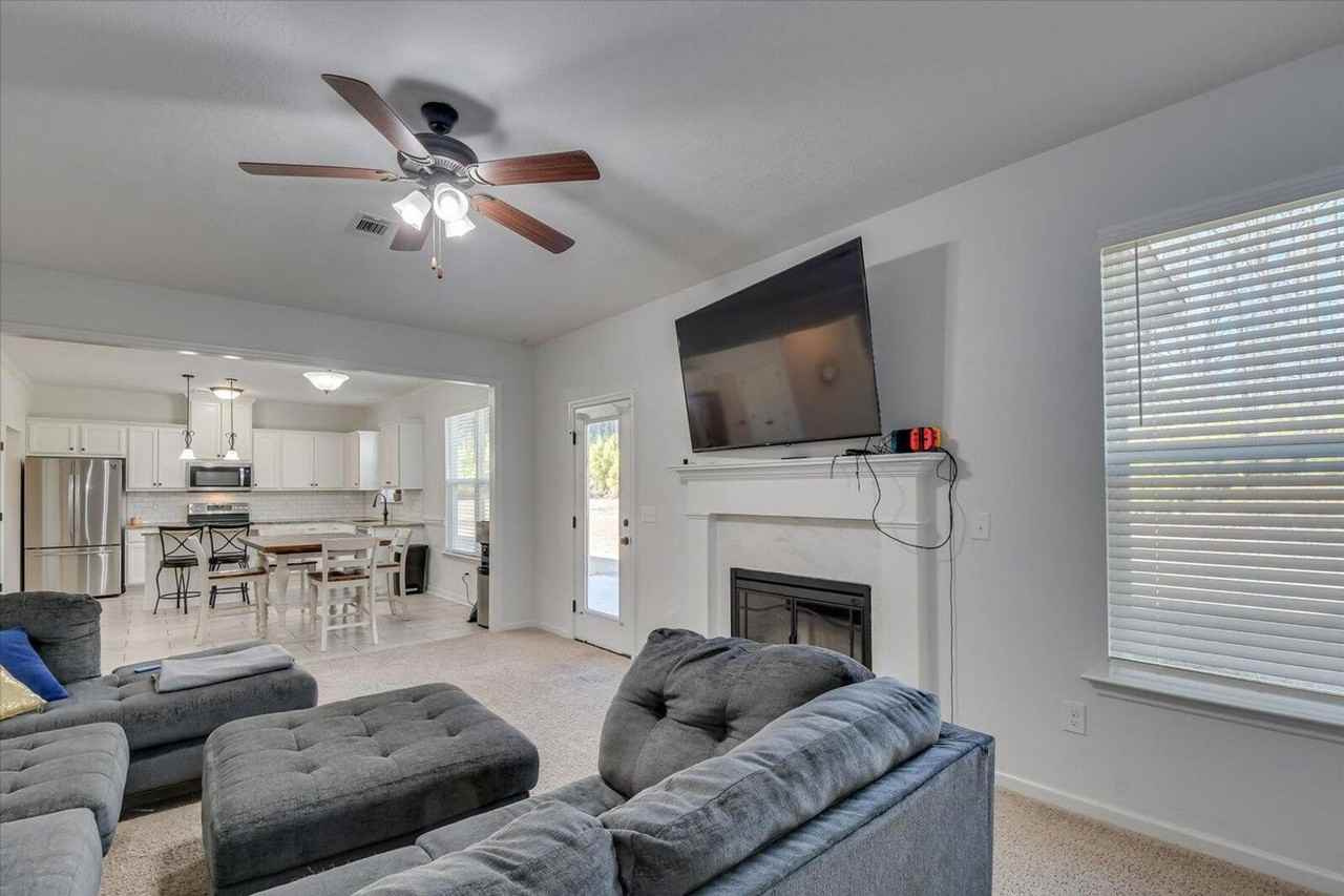 778 Fordham Rd - Photo 7 of 34