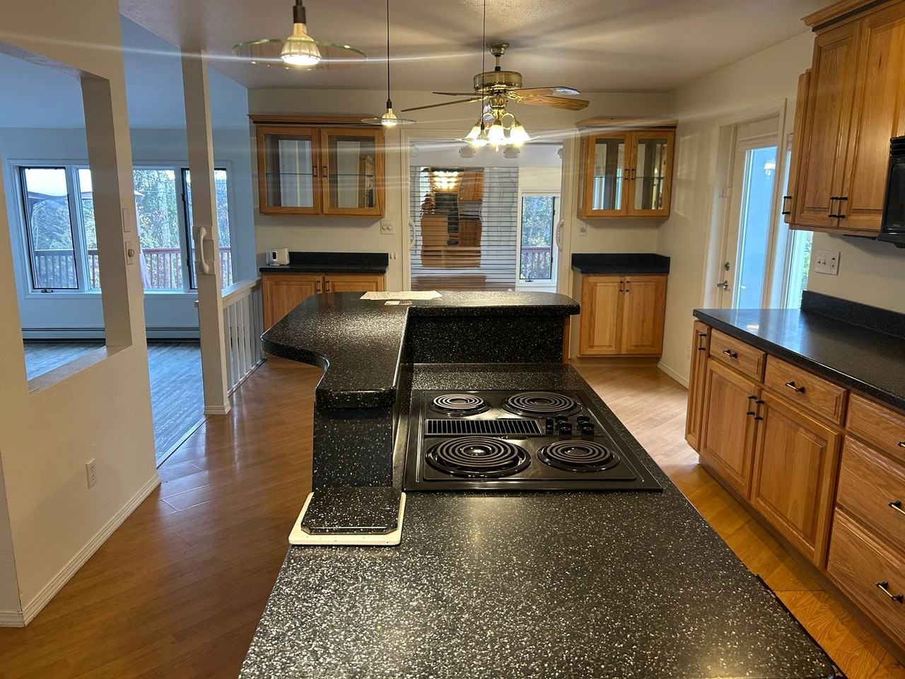 400 Crestmont Dr - Photo 2 of 12