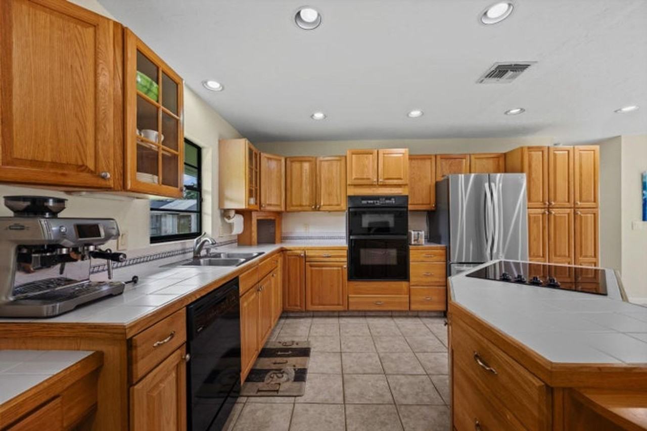 3306 Fargo Ave - Photo 2 of 18