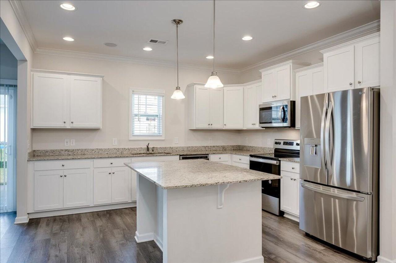 4050 Thimbleberry Drive - Photo 3 of 21