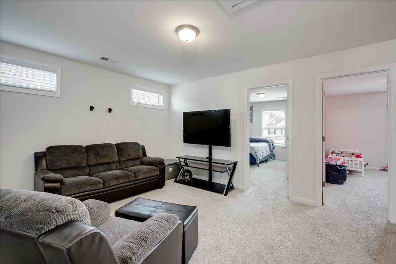 4050 Thimbleberry Drive - Photo 7 of 21