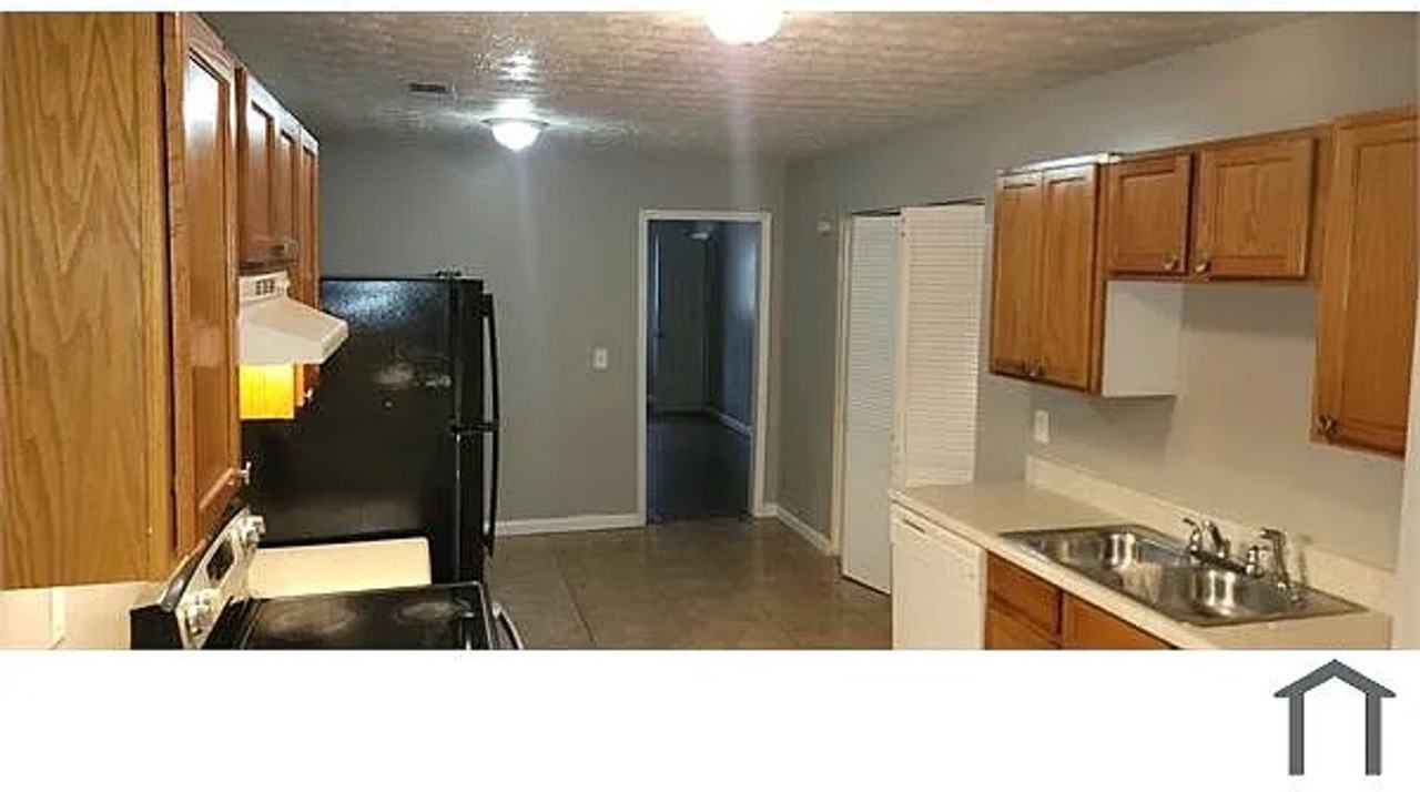 8228 Glenwoods Dr - Photo 4 of 18