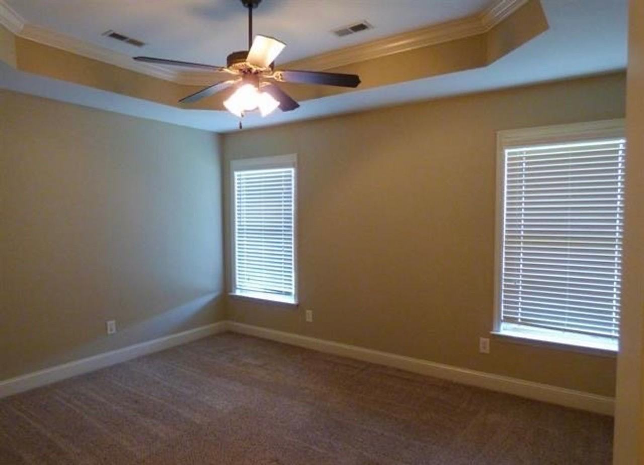 110 Copeland Drive - Photo 2 of 11