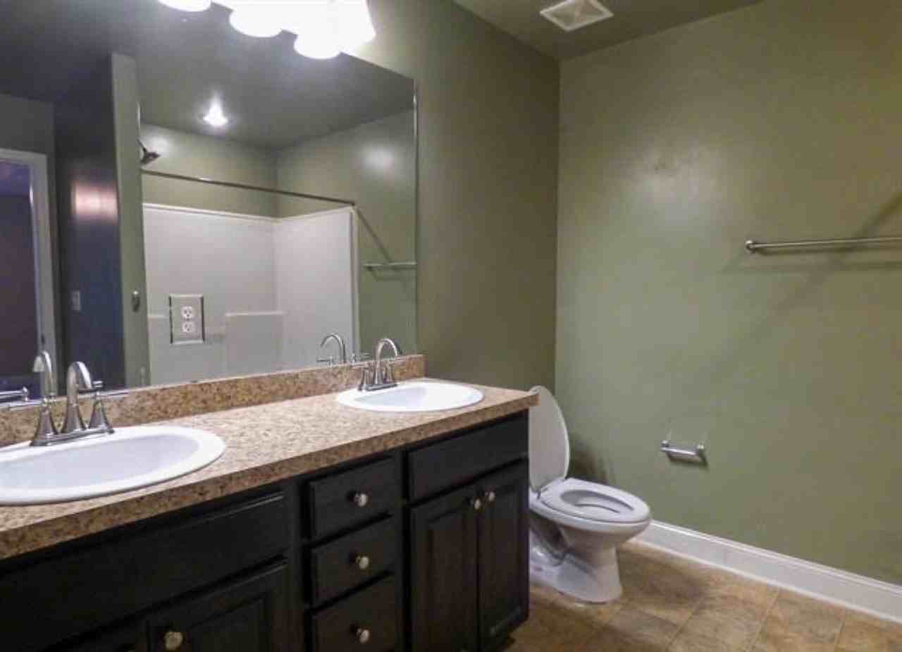 110 Copeland Drive - Photo 4 of 11