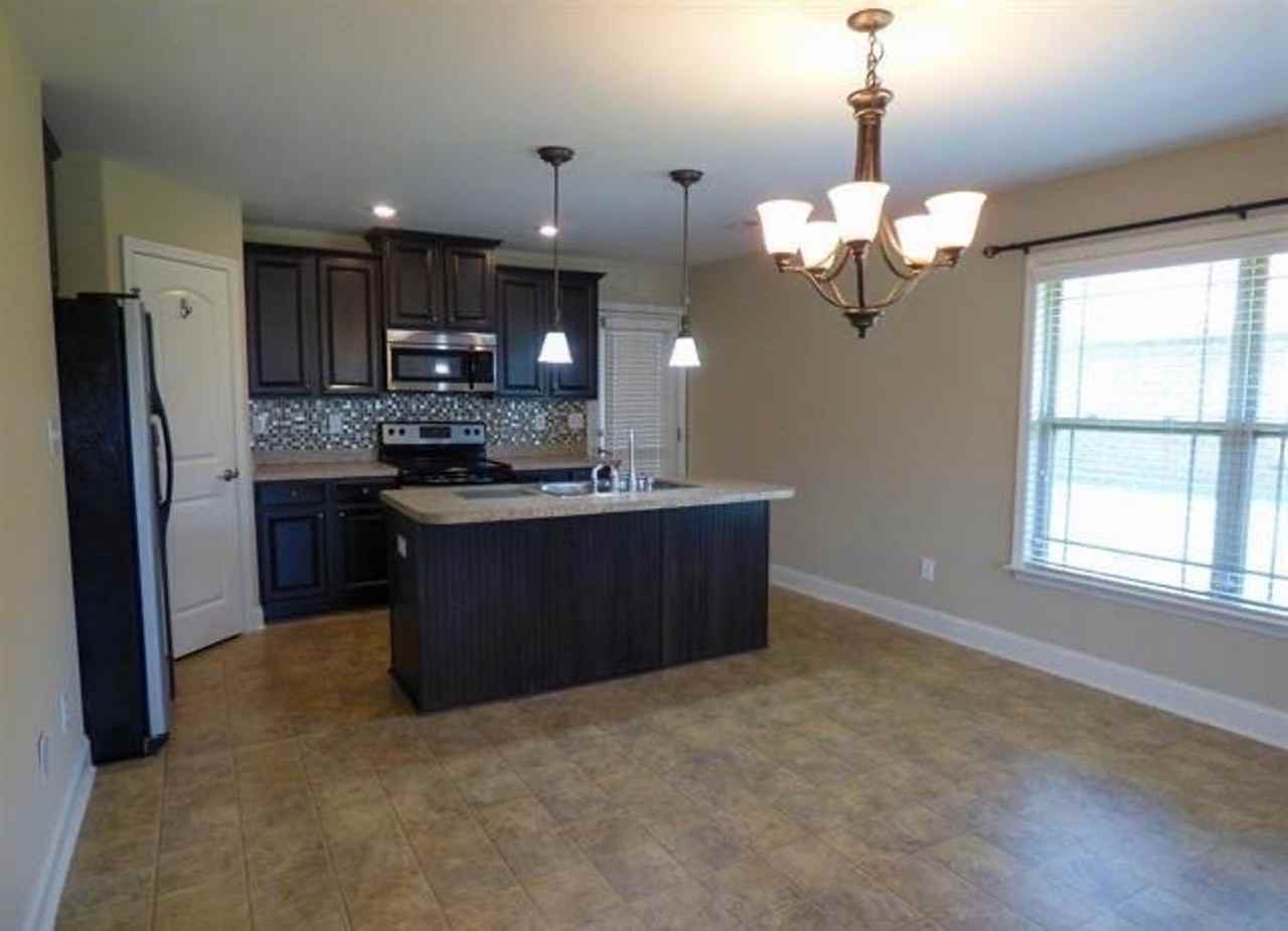 110 Copeland Drive - Photo 5 of 11