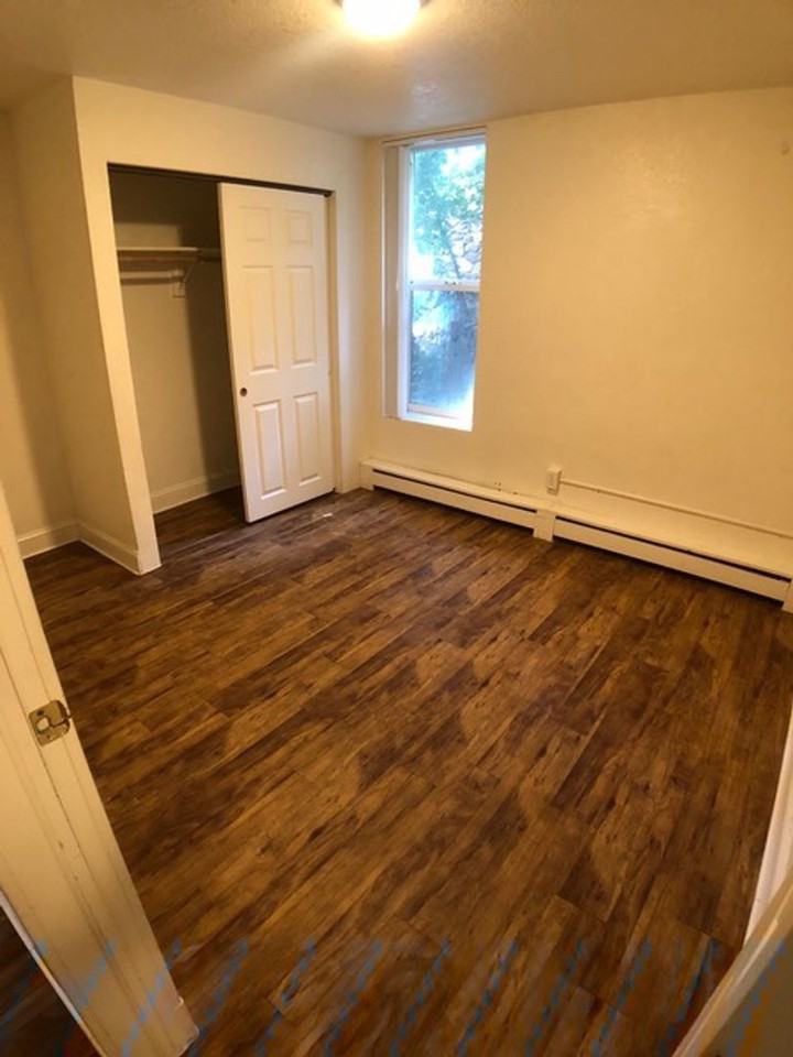 994 14th St - Photo 6 of 16