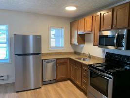 featured image of 400 S Henderson St
