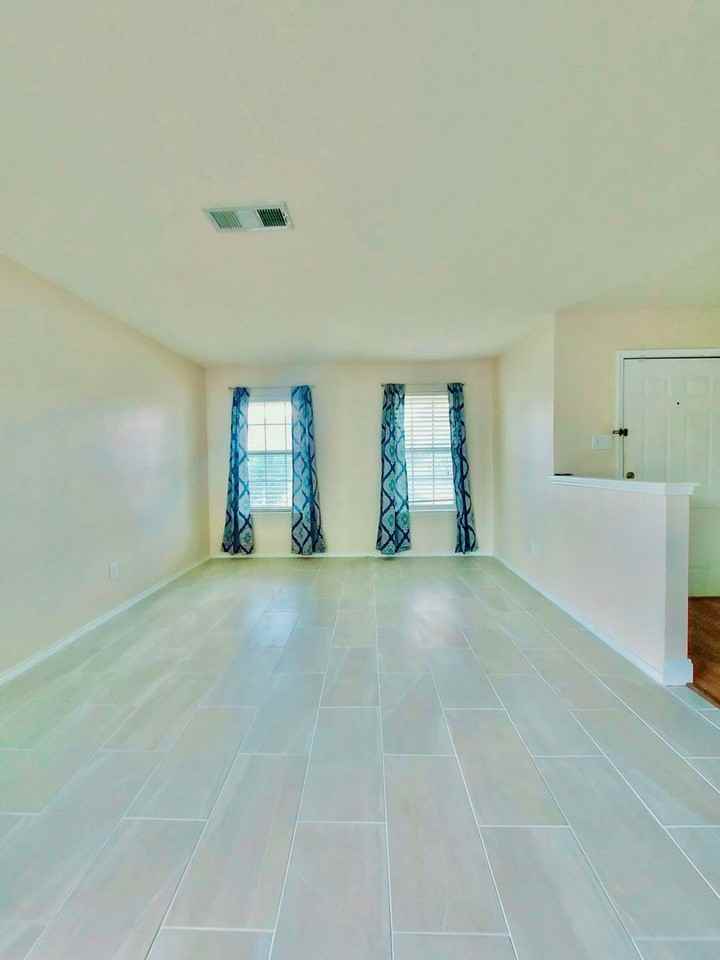 2887 Park Place Dr - Photo 3 of 21