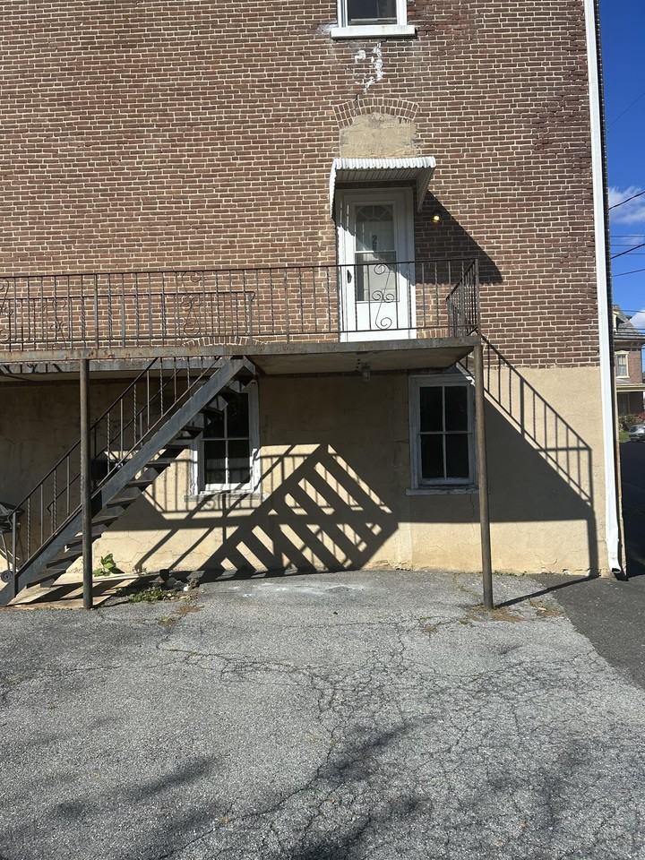 4604 Main Street - Photo 2 of 6