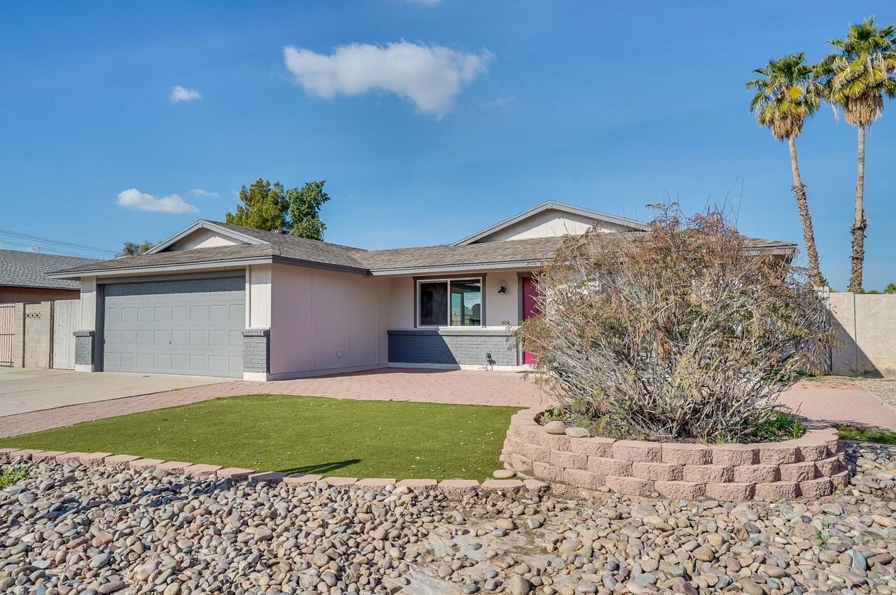 1804 W Nopal Dr, Unit 1 - Photo 3 of 35