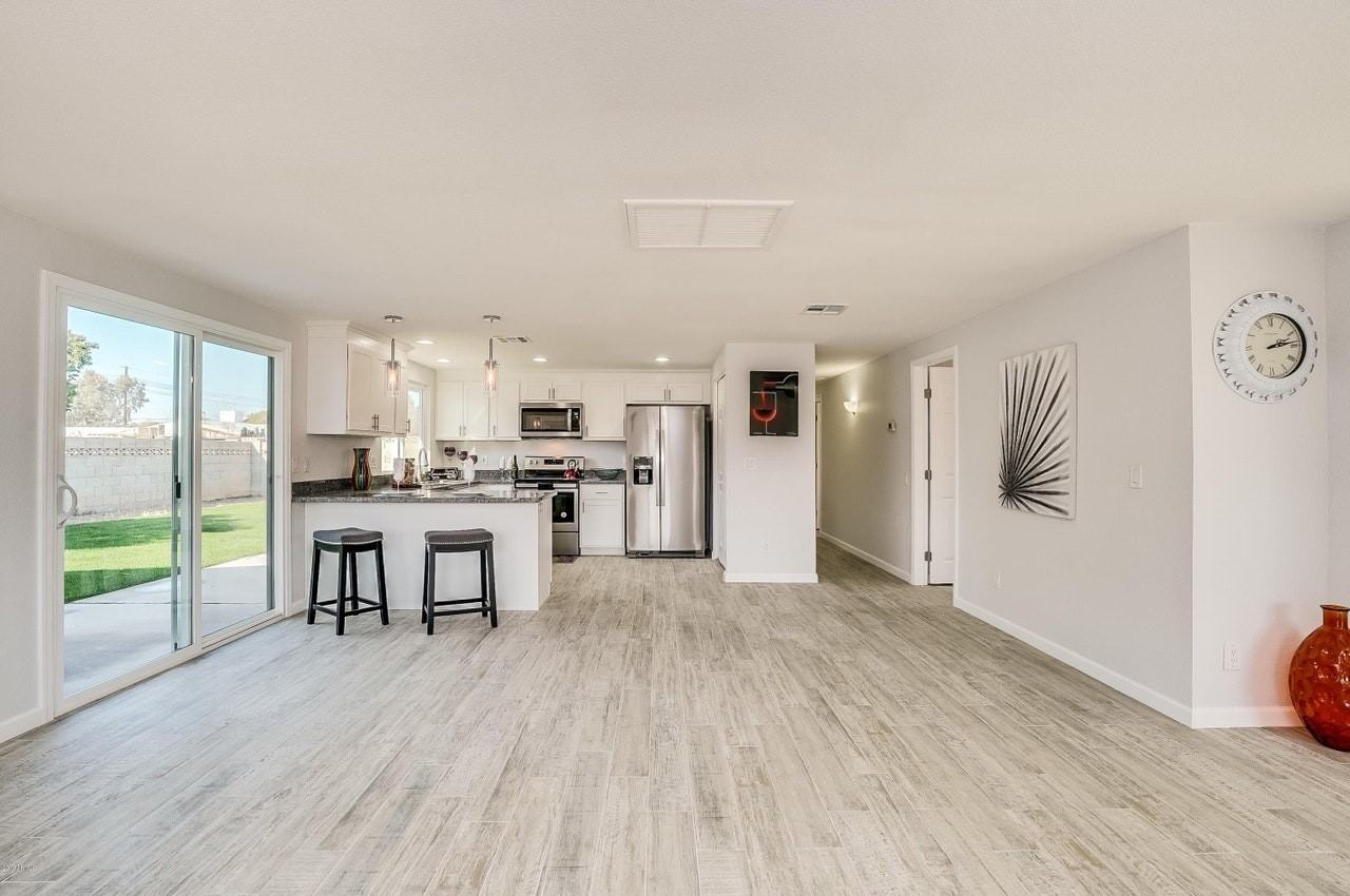 1804 W Nopal Dr, Unit 1 - Photo 5 of 35