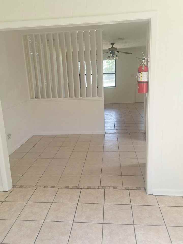 914 Southeast 18th Terrace - Photo 6 of 12