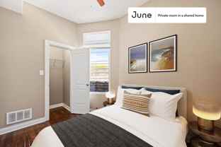 628 N Albany Ave #B - Photo 1 of 1