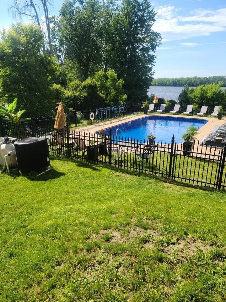17135 Boul Gouin O - Photo 3 of 15